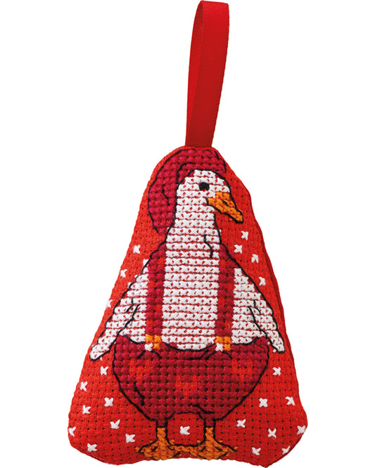 Kit de punto de cruz Permin Ganso, ganso blanco con capa y capucha roja sobre fondo rojo con copos blancos