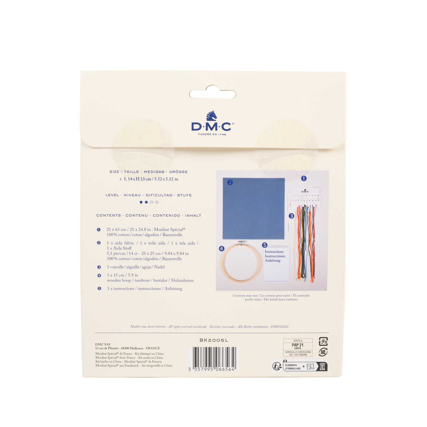 Parte trasera del kit de punto de cruz DMC Furgoneta Naranja con contenido incluido, medidas, nivel e instrucciones del proyecto