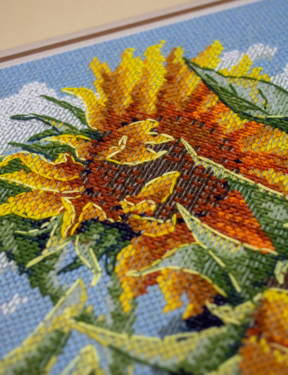 Kit de Punto de Cruz Aine "Girasoles al Viento" - A1033