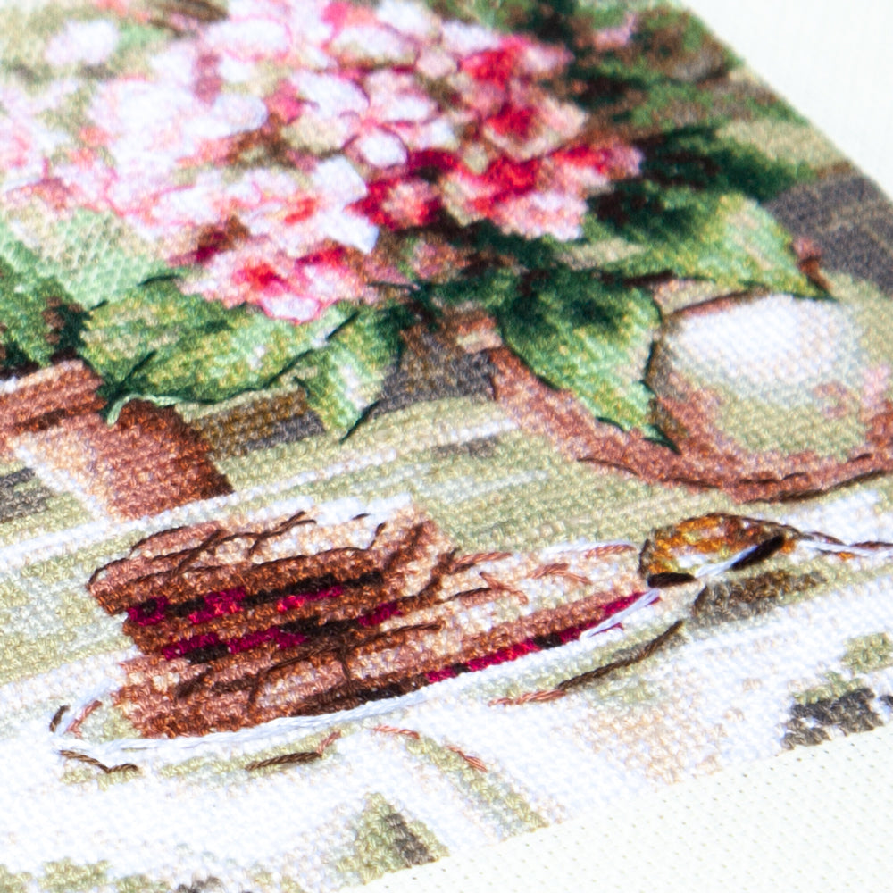 Kit de Punto de Cruz "Morning in Rosy Tones" 70-34 Magic Needle