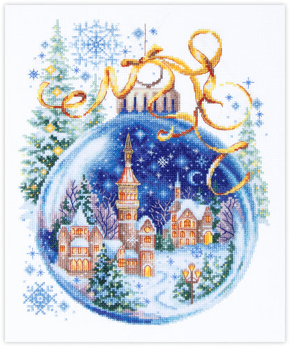 Kit de punto de cruz Magic Needle Christmas Bauble con diseño de bola de cristal con pueblo nevado y lazo dorado para bordado y decoración navideña.