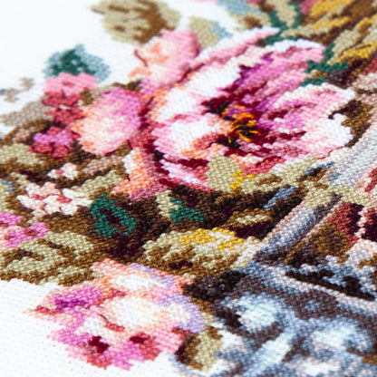 Kit de Punto de Cruz "Petals and Light" 70-45 Magic Needle