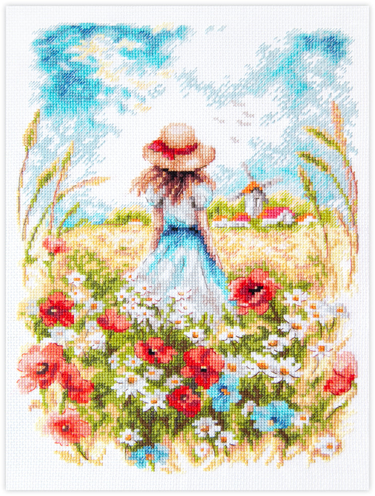 Kit punto de cruz Midsummer Magic Needle con joven de vestido azul y sombrero en un campo de amapolas rojas y margaritas frente a un molino.