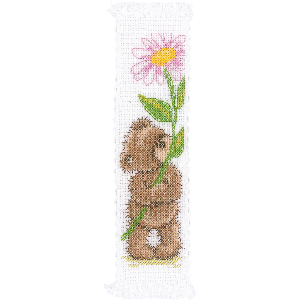 Kit punto de cruz marcapáginas Popcorn the Bear con flor rosa sobre tela Aida – Vervaco PN-0011212
