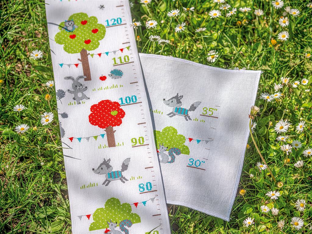 Kit punto de cruz tallímetro infantil animales del bosque sobre hierba con margaritas – Vervaco PN-0165442