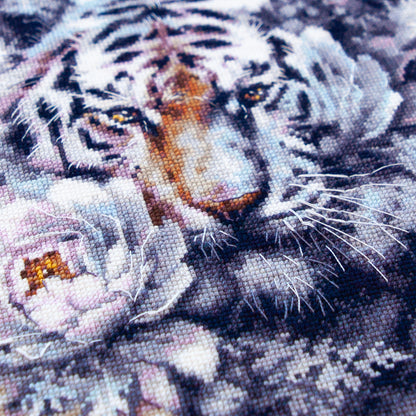 Kit de Punto de Cruz "Tigre Blanco" 70-14 Magic Needle