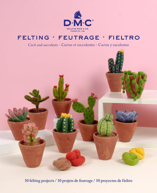 Libro de fieltro DMC “Cactus y Suculentas” con 10 proyectos creativos para elaborar cactus y crasas en lana cardada con instrucciones paso a paso en 7 idiomas.