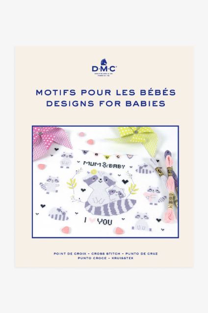 Mini libro de patrones de punto de cruz para bebé con diseños infantiles como jirafa, elefante y dragones.