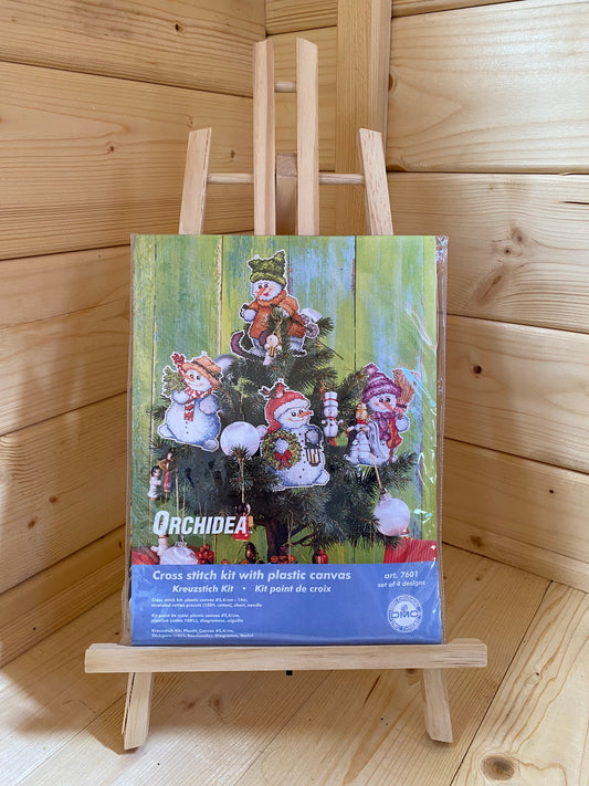 Kit de punto de cruz: plastic canvas "Muñecos de Nieve" - 7601